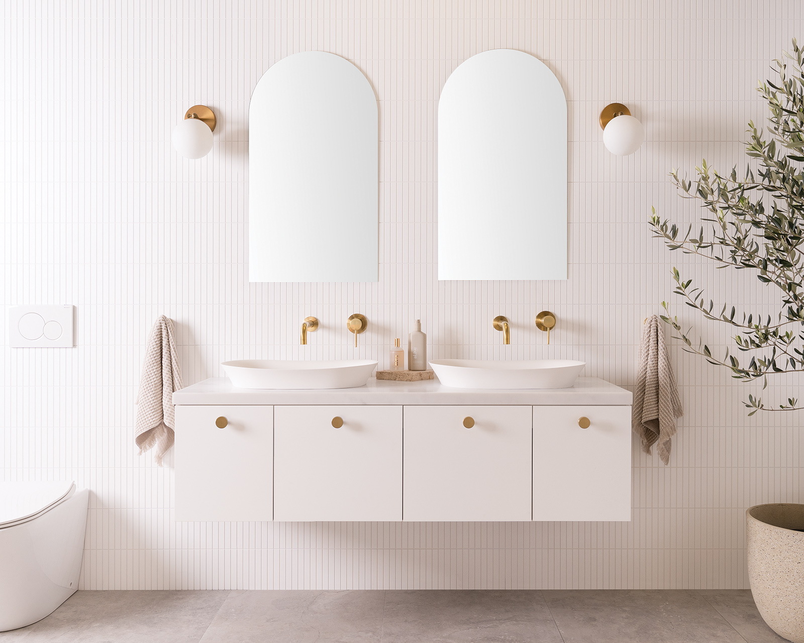 Glacier D&D Slim 1500 Double Matte White Poly Carrera Front Web