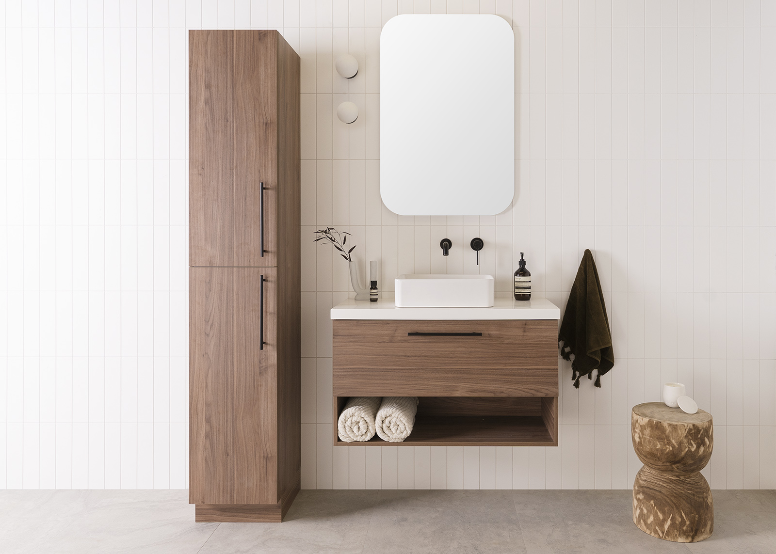 Glacier EN Shelf, Slim 900 Notaio Walnut Bright White CP With Tallboy Front 5X7 Web