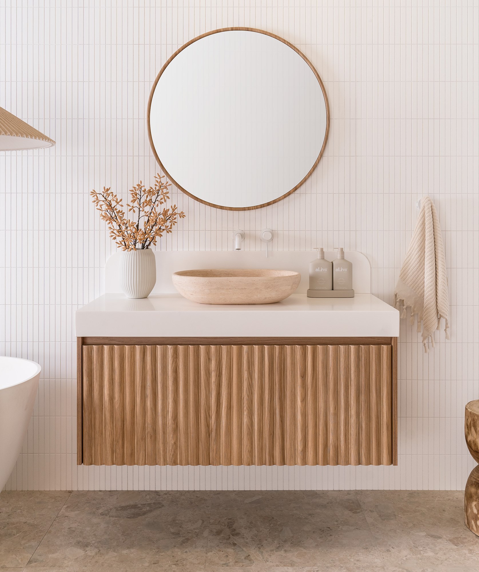 Harper 1130 Prime Oak Portrait Front 4X5 Web