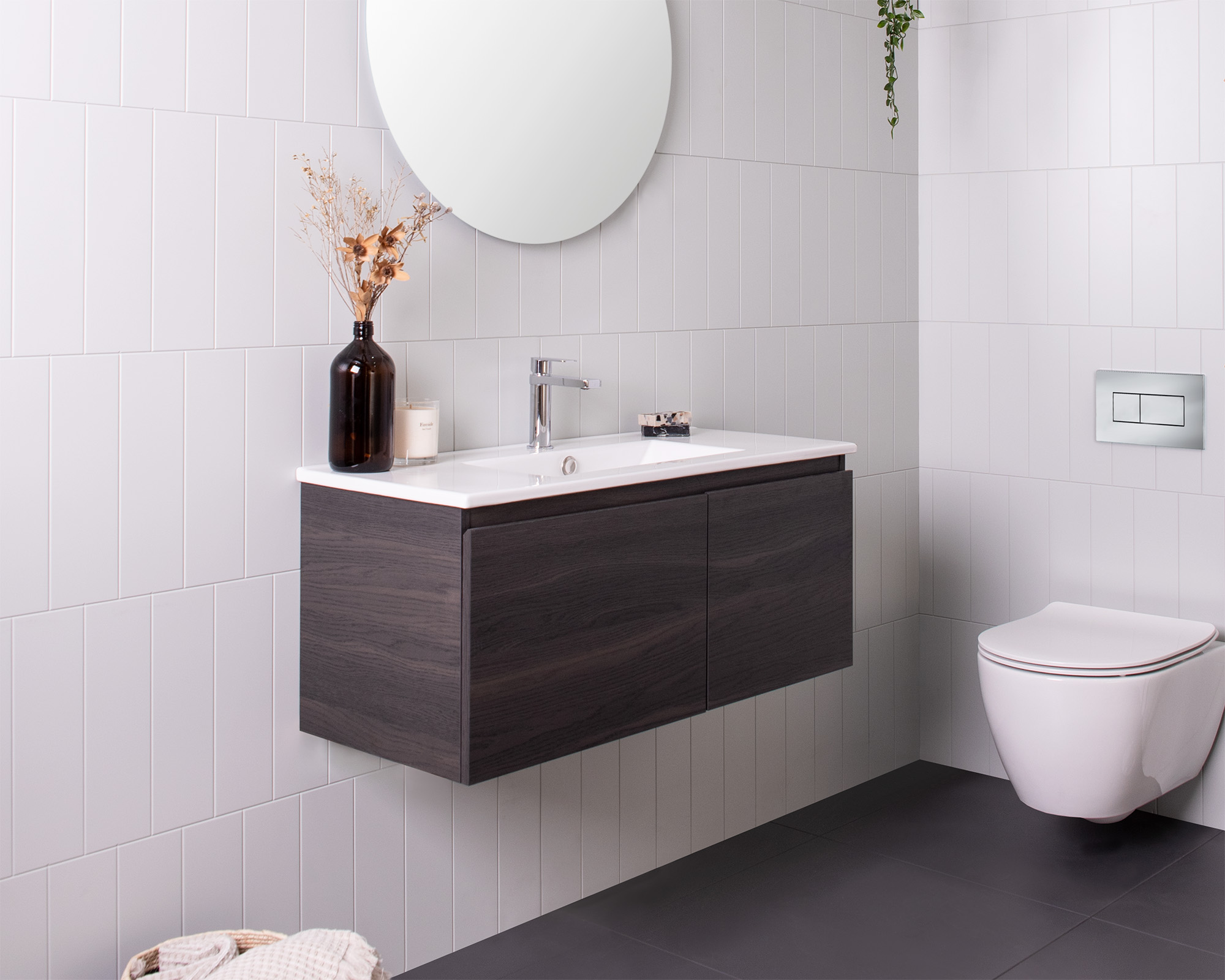 Glacier Ensuite 900 Bottega Oak Side 5X4 Web