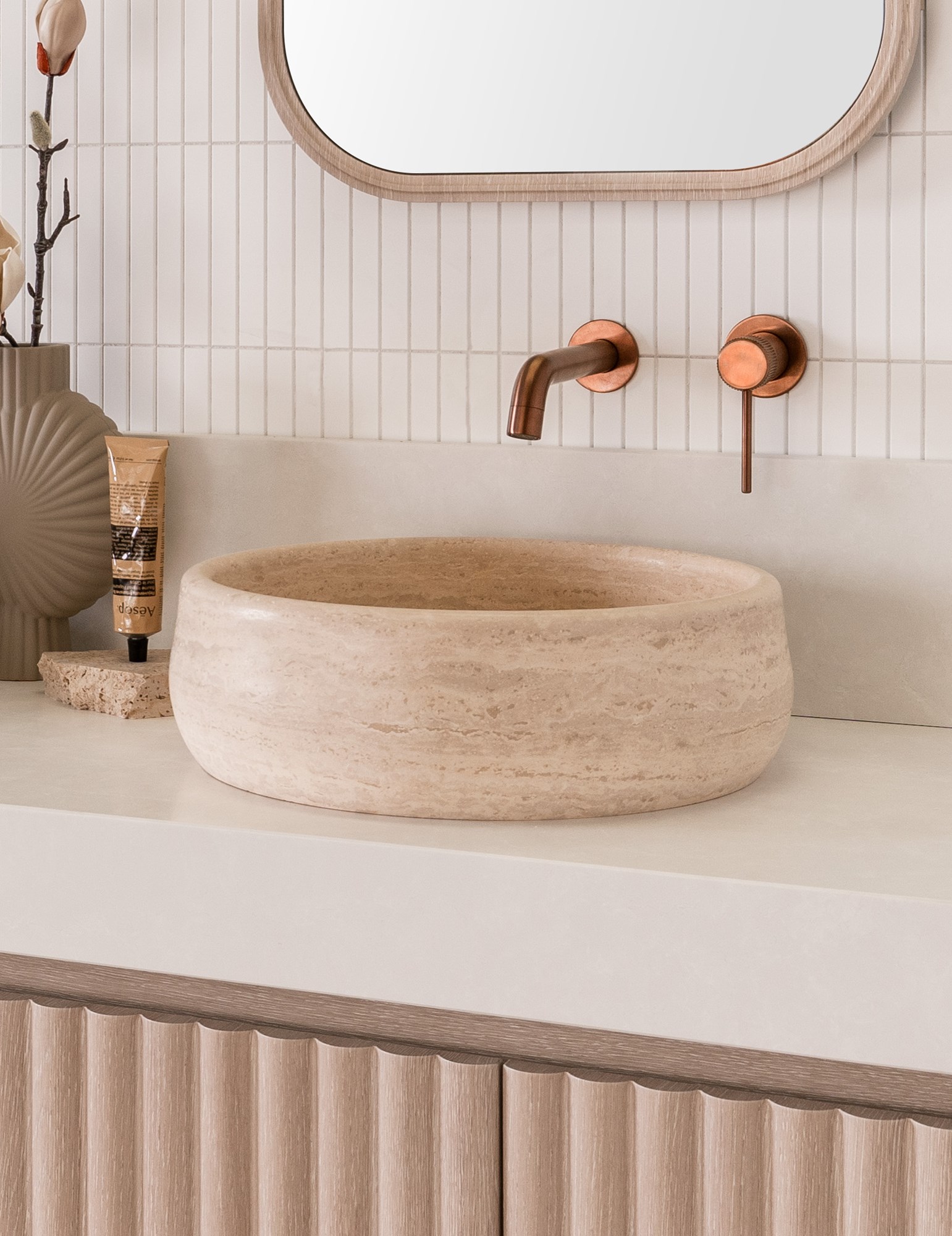 Harper 1800 FM Coastal Oak 10 Cropangle V2 740X960 Web