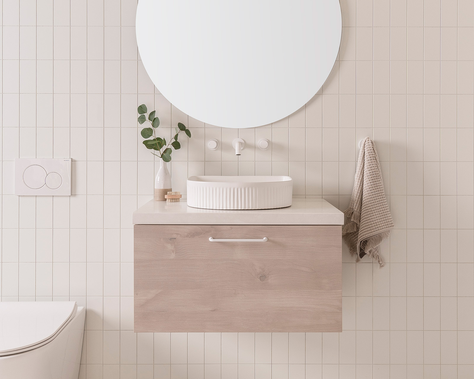 Glacier FD All Drawer 750 Slim Angora Oak Alabaster Front No Towels 5X4 Web