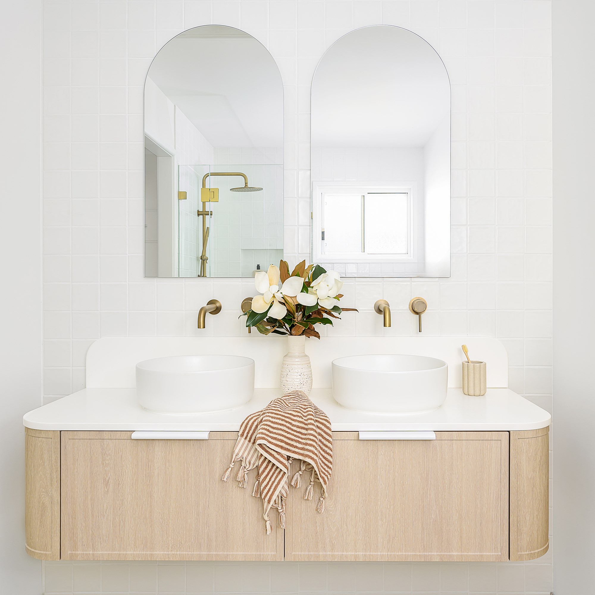 DSC1432 Edit Edit Edit 1X1 Web